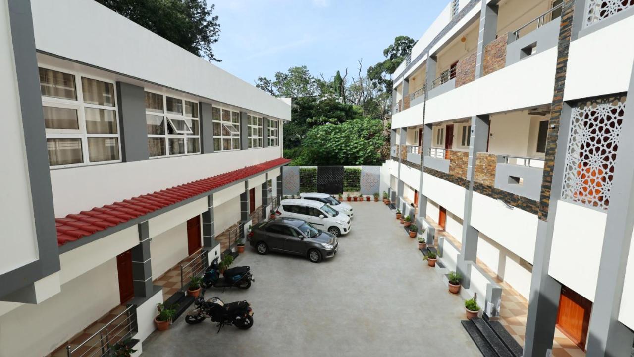 Hotel Grand Square Yercaud Eksteriør billede